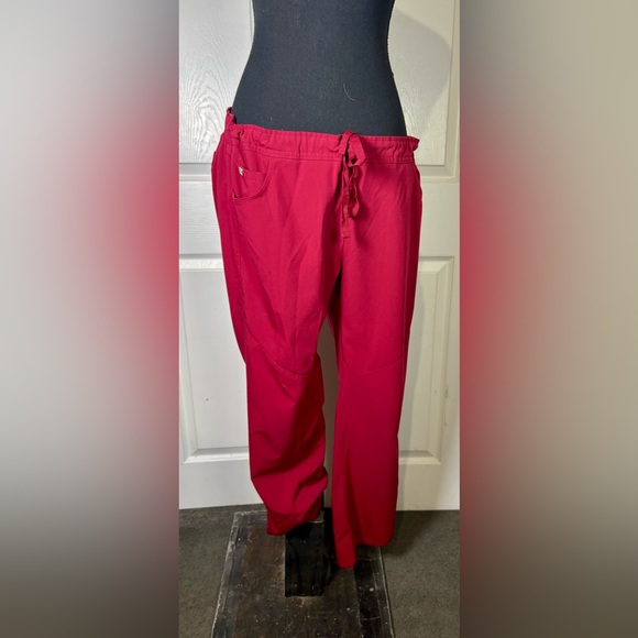 Burgundy Grey’s Anatomy Women’s   Scrub Set Size Large - Picture 9 of 16